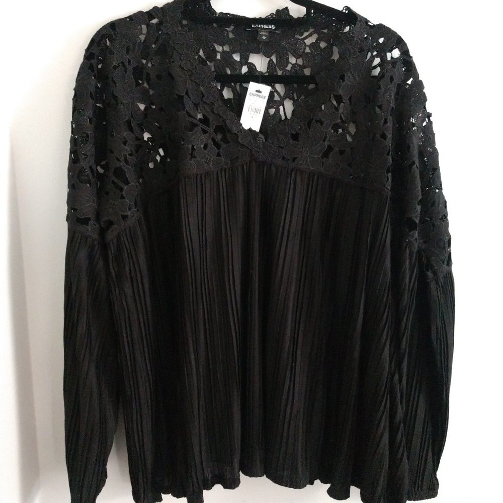 Express Crochet Lace Pleated Top XL